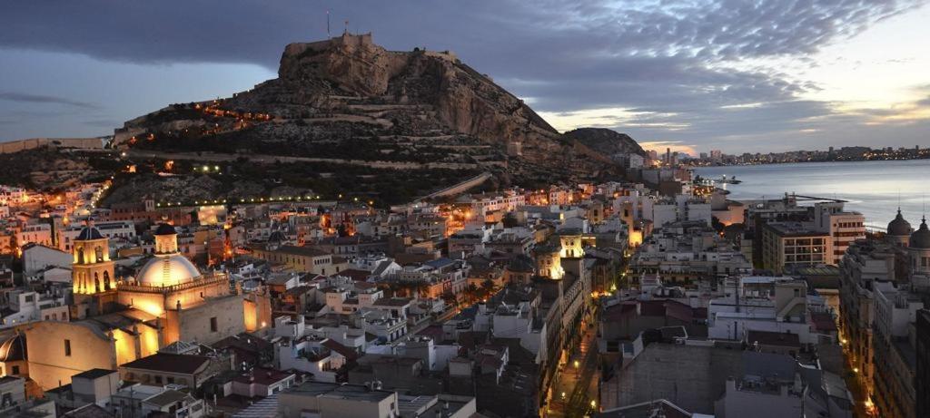 Downtown Apartments Alicante Exterior foto